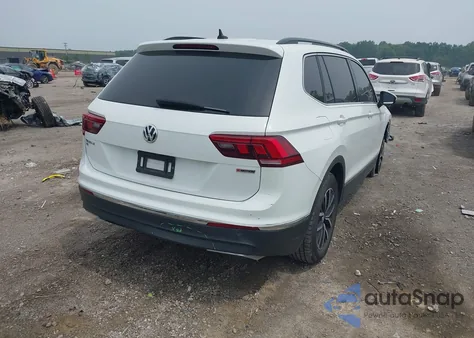 2021 Volkswagen Tiguan 2.0T Se/2.0T Se R-Line Black/2.0T Sel из США, поврежденный, VIN 3VV2B7AX6MM066029